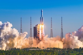 开云电竞app-_勇士队三分狂潮再现，主场大胜_，勇士队 三分