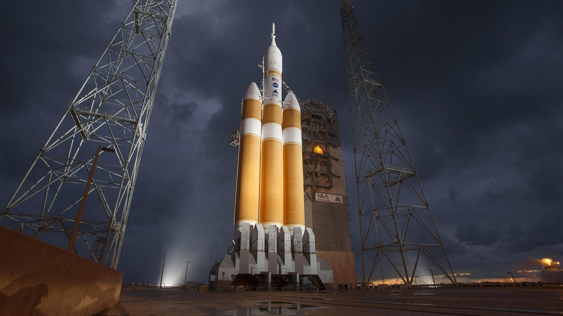 中国足球产业“十四五”规划引领行业步入高质量发展新阶段，中国足球产业发展现状